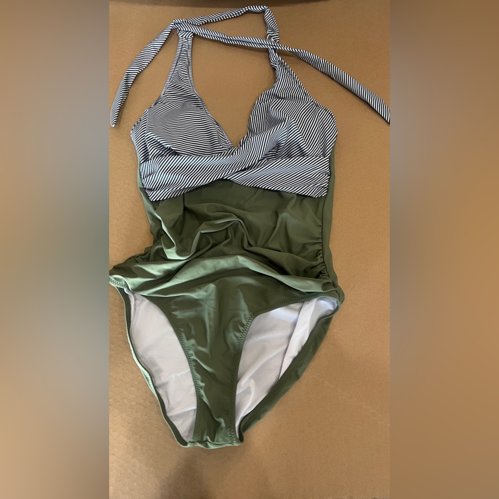 🫒 Olive & Striped Halter One-Piece Swimsuit